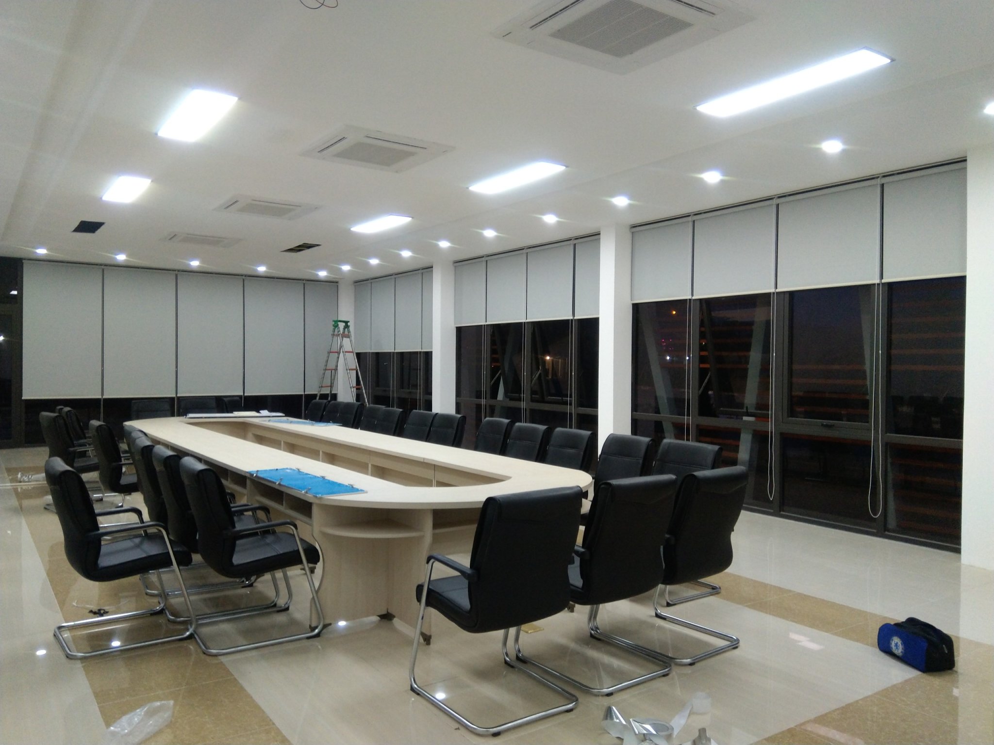 Tổng hợp các mẫu rèm ngăn phòng phổ biến và tiện ích