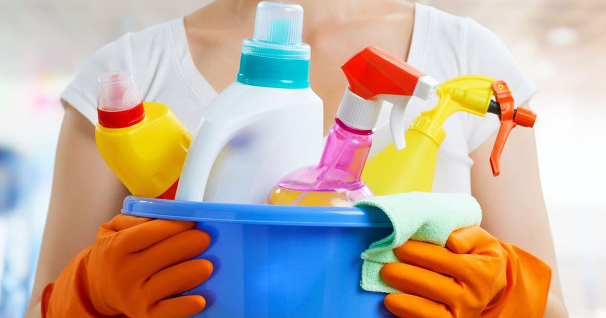 Những sai lầm cần tránh khi tự vệ sinh rèm sáo gỗ tại nhà