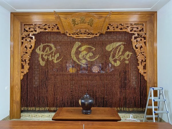 Rèm hạt gỗ che bàn thờ - Ảnh 5