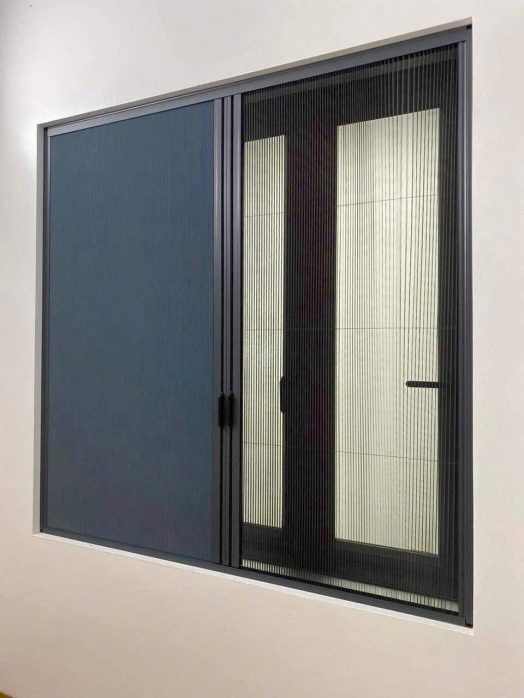 Rèm Lưới Chống Muỗi Kết Hợp Rèm Tổ Ong – Giải Pháp An Toàn Cho Không Gian Sạch