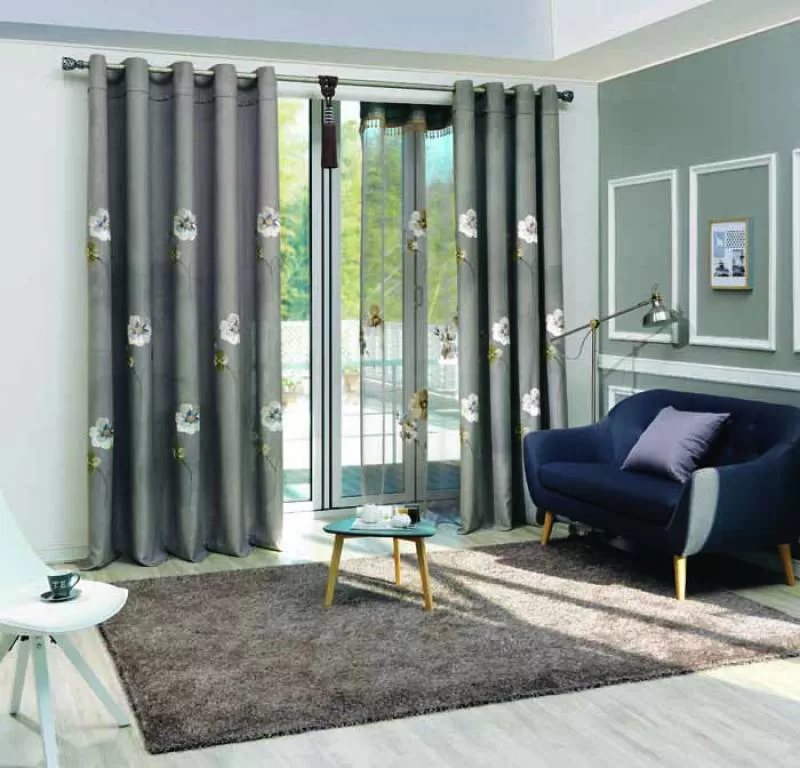 Tổng hợp các mẫu rèm che ban công chung cư đẹp và tiện lợi