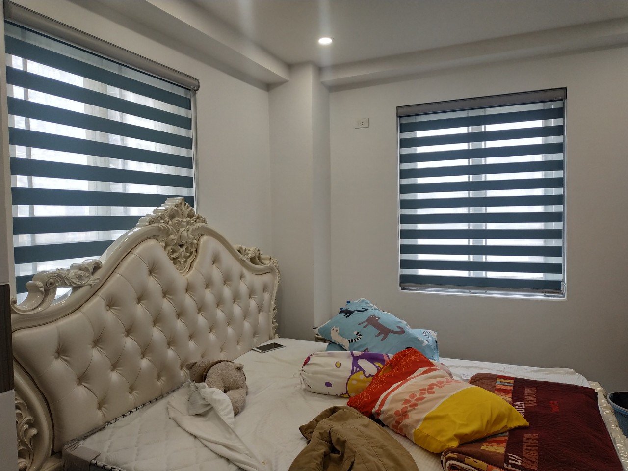 Chọn Rèm Cửa Sổ Phòng Ngủ Cầu Vồng - Bí Quyết Cho Giấc Ngủ Ngon