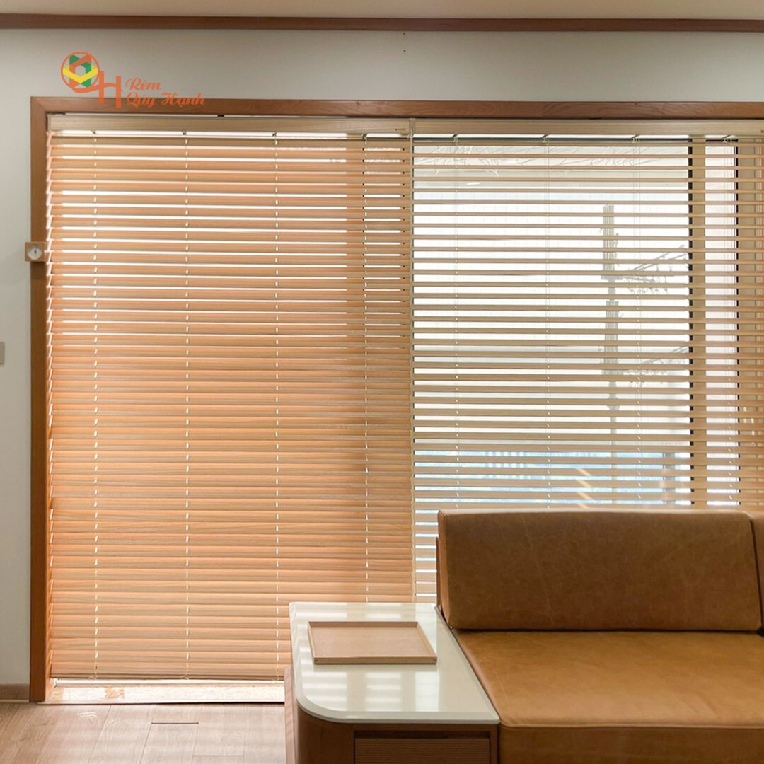 Rèm Gỗ Phòng Khách – Tinh Tế, Tiện Dụng Nâng Tầm Không Gian